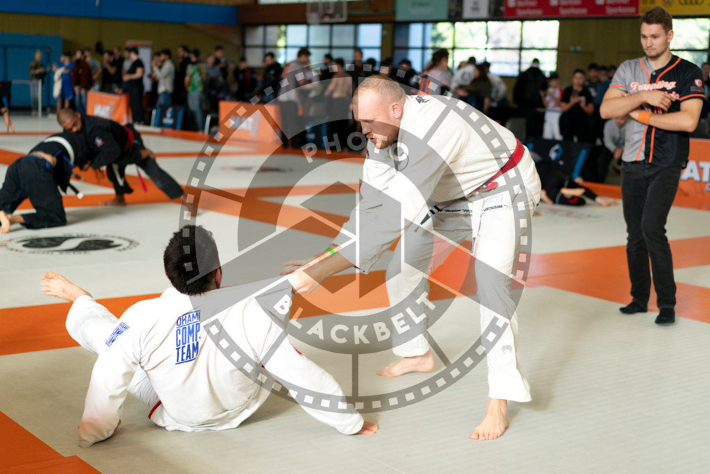 20240915PBB0504 | Athletes compete during the Grappling Industries’ grappling and Brazilian jiu-jitsu competition in Berlin, on September 15, 2024.