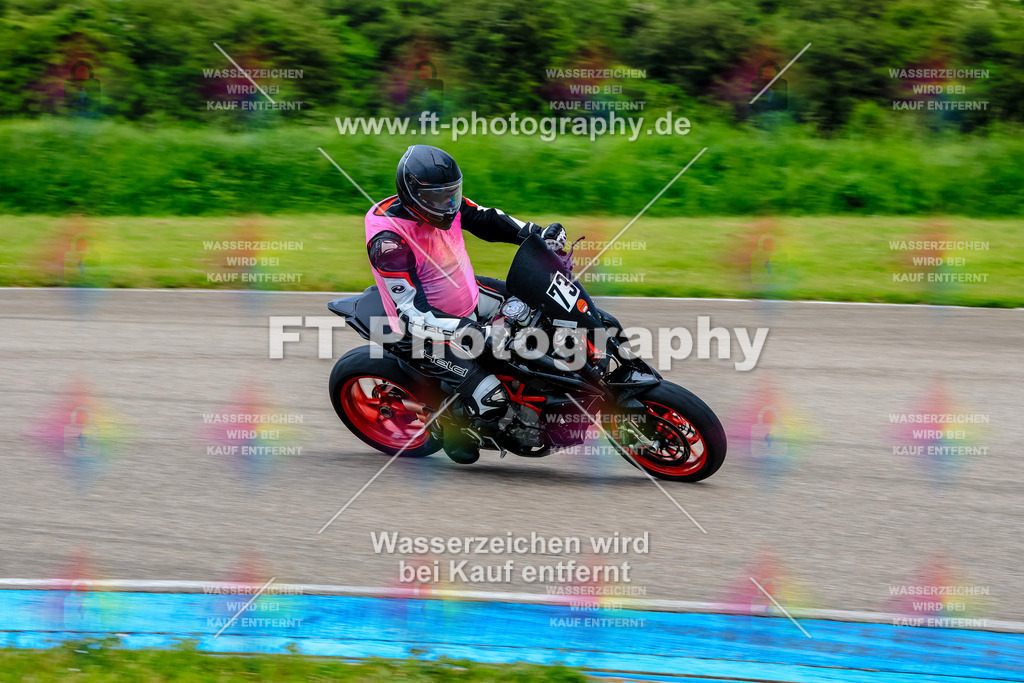 MotoTeam-9802 | Hier findet Ihr Bilder von Touristenfahrten auf der Nürburgring Nordschleife oder von anderen Veranstaltungen die ich besucht habe. Viel Spass beim Durch Schauen 