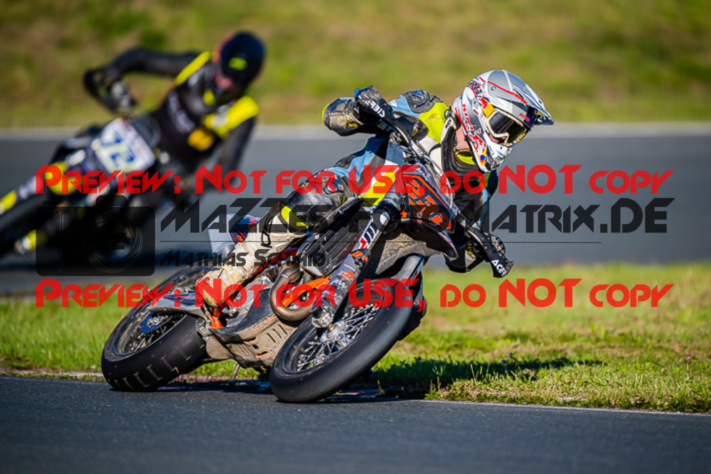 MaZZes_FotoMatrix_220904_5895 | S3