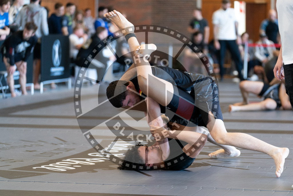 20250329PBB1700 | Fighters compete during the International Luta Livre (ILLCS) Germany IX Spring 2025 Competition spring on March 29, 2025 in Hannover, Germany.© Chiara Dazi