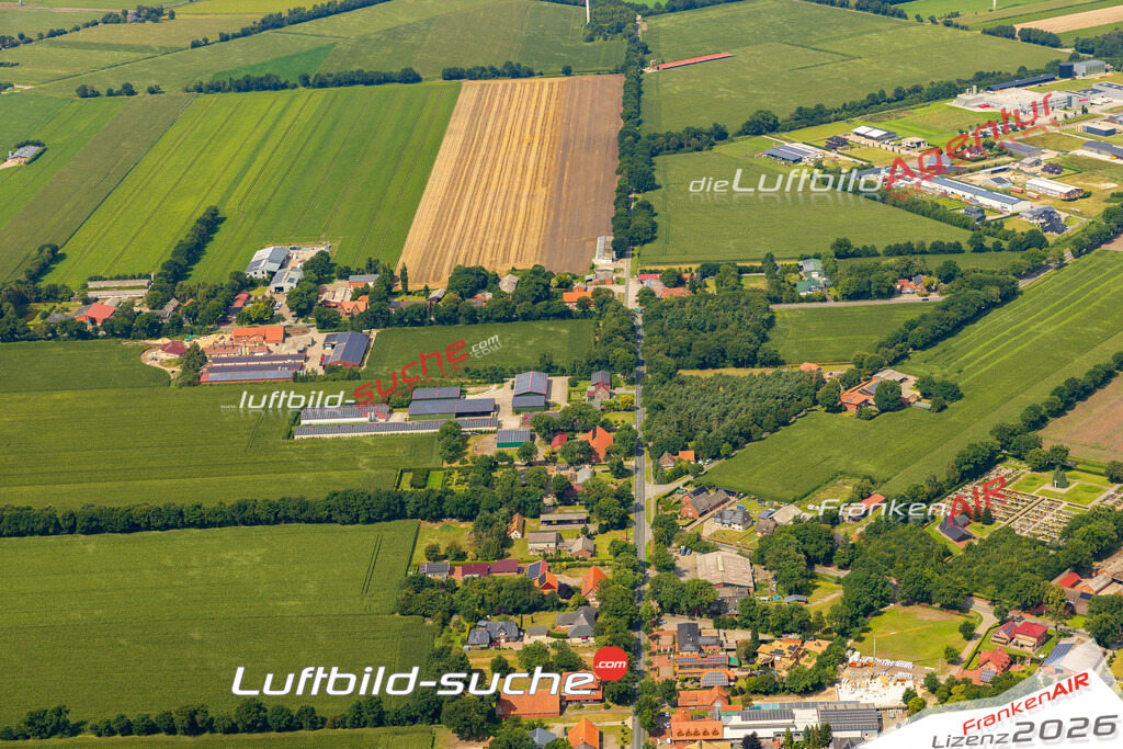 Luftaufnahme Gehlenberg Friesoythe - Die Luftaufnahme wurde 2025 vom UL-Flugzeug heraus erstellt ( ohne Drohne ) - Hochauflösende Luftaufnahme - für professionelle Ausdrucke geeignet. Die Geschenkidee !Mit Lizenz und Bildrechte bestellbar