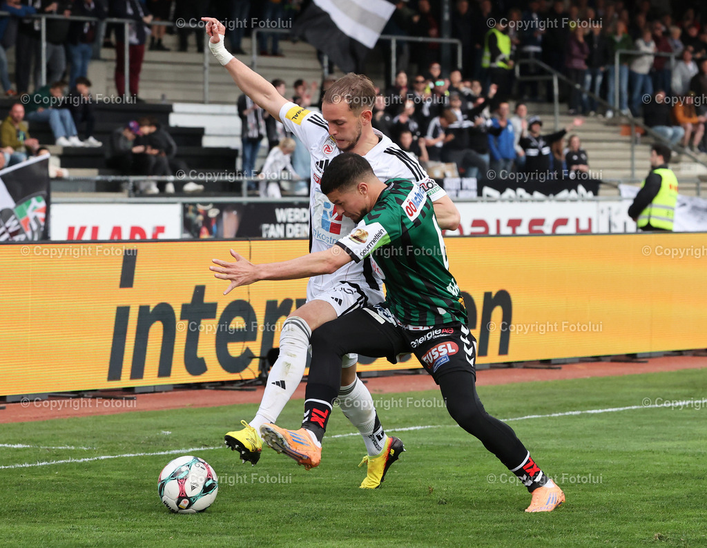A_LUI_110426_02 | SPORT,FUSSBALL,ADMIRAL BUNDESLIGA  RZ PELLETS WAC-SV RIED 11.04.2026  IM BILD: ANGELO GATTERMAYER (WAC) UND YUSUF MAART (RIED) FOTO:FOTOLUI/MW