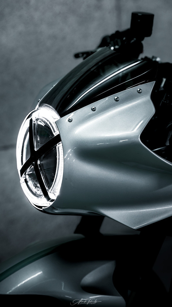 Ducati Scramber Formula 73 | Entdecken Sie die faszinierende Welt von Alexander Tschuncky Arts: Kreative Fotografie, atemberaubende Automobilkunst und hochwertiger Bilderdruck. Lassen Sie sich inspirieren! - Realisiert mit Pictrs.com