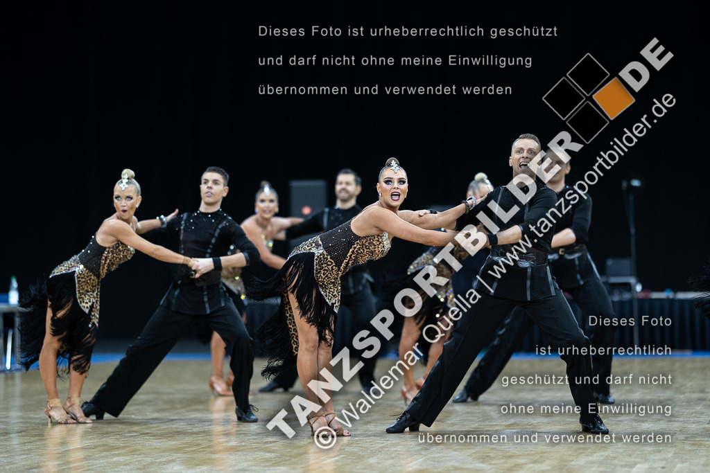 20230226-10383 | Hier finden Sie Tanz Bilder vom Latein und Standard Formationen tanzen. Sportbilder vom Tanzsport. Schöne Fotos und von Weltmeisterschaft, Europameisterschaft, Bundesliga, Regionalliga, Oberliga und Landesliga sowie von GOC Stuttgart, DanceComp, WM Bremen