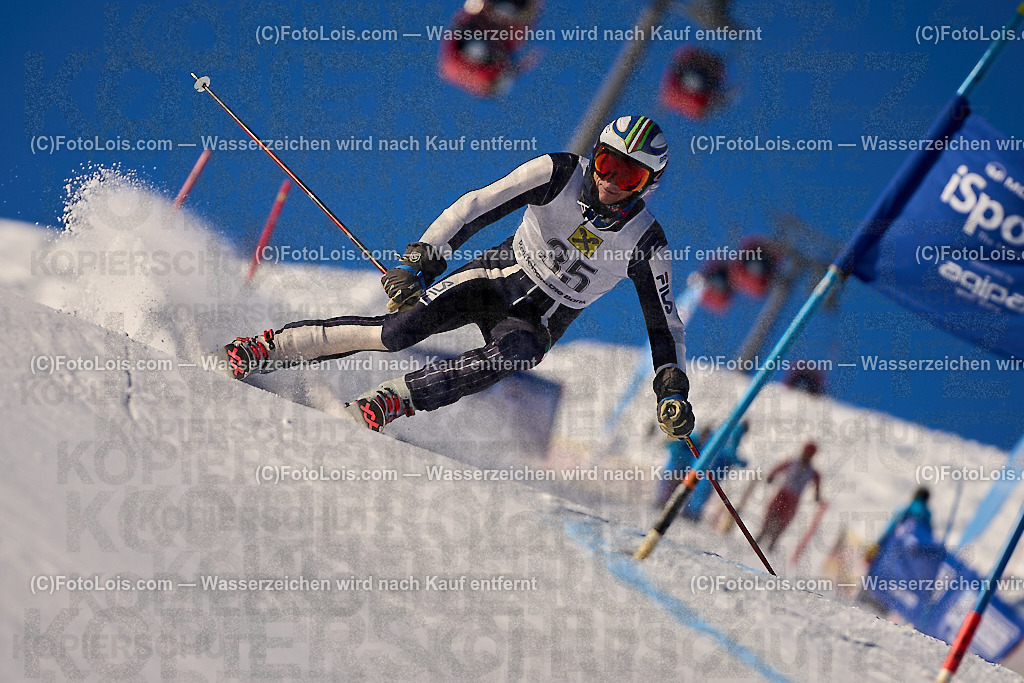 ALP2625_MASTERS-Cup_GS-B Herrn_Brodocz Thomas | (C)FotoLois.com, Alois Spandl. FIS Masters-Cup Wildschönau, Giant Slalom auf der Piste Schatzberg GS, Siegerehrung auf dem Dorfplatz Niederau, Sa 13. Januar 2024.
