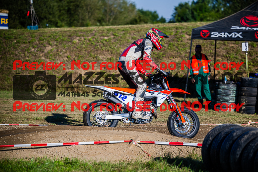 MaZZes_FotoMatrix_220904_2833 | S3