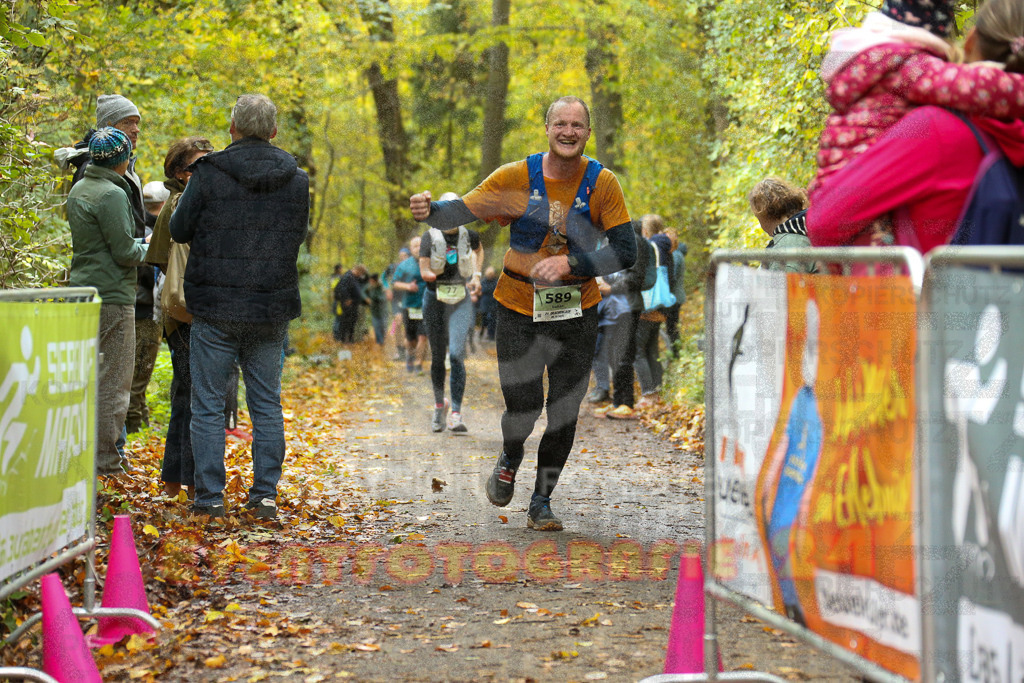 251026_1314_EX1_2956 | Sportfotografie im Rhein-Sieg Kreis, Köln, Bonn, NRW, Rheinland Pfalz, Hessen, etc. Unser Tätigkeitsfeld umfasst den Laufsport vom Volkslauf über den Marathon, Duathlon, Triathon bis zum Ultralauf wie Kölnpfad Ultra oder Schindertrail.
