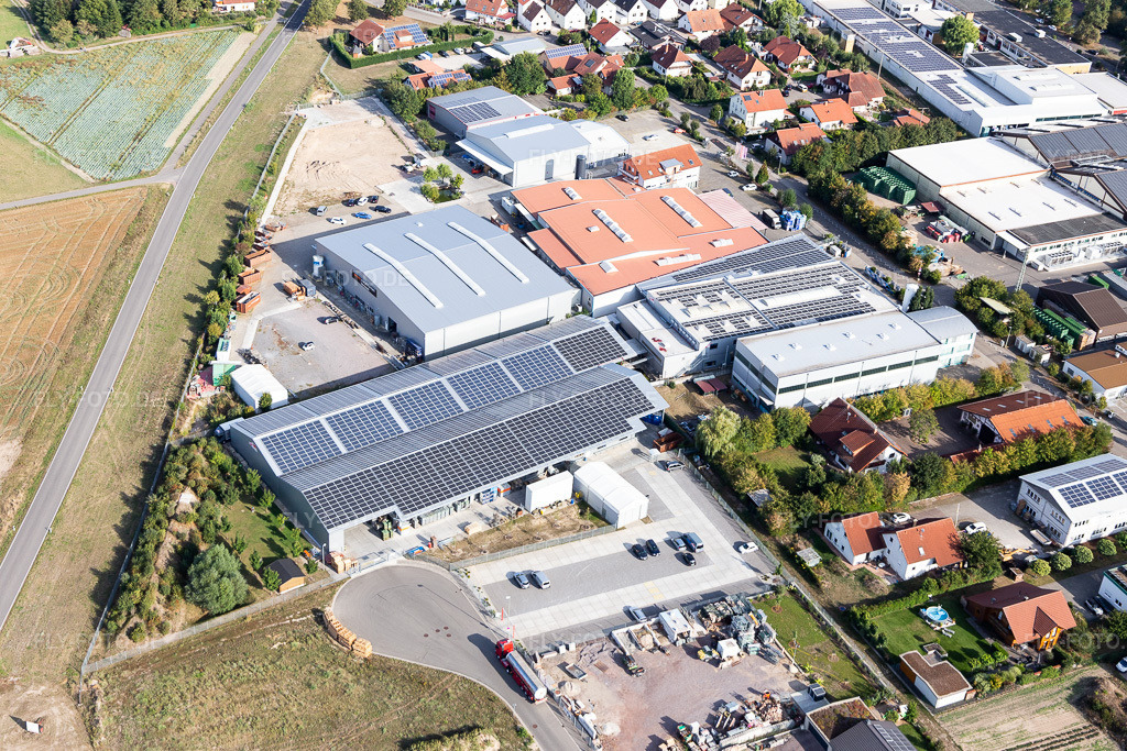 Luftbild: Gewerbergebiet Im Gereut, HGGS LaserCUT GmbH & Co. KG in Hatzenbühl im Bundesland Rheinland-Pfalz in Deutschland. Foto: IMG_117409.jpg vom 06.09.2019 durch Werner Riehm/FLY-FOTO.de