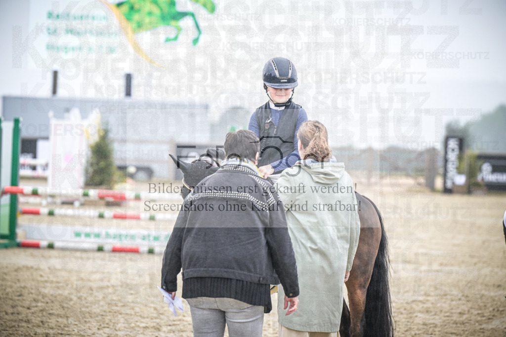 DOS_0015 | Entdecke hochwertige Reitturnierfotos von Foto Oger. Professionell, emotional und authentisch – jetzt Lieblingsmomente im Shop bestellen.Deutschlandweite Turnierfotografie. - Realisiert mit Pictrs.com