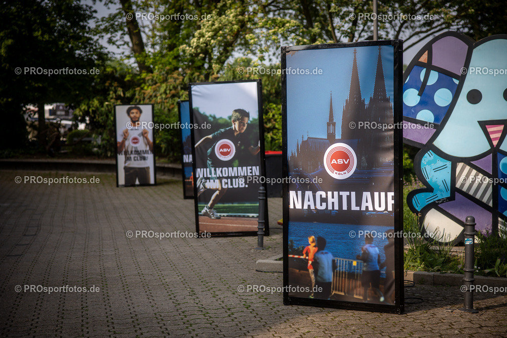 21. ASV Nachtlauf; Koeln, 08.05.24 | Impressionen vom 21. ASV Nachtlauf am 08.05.24 am Tanzbrunnen in Koeln. Foto: BEAUTIFUL SPORTS/Axel Kohring