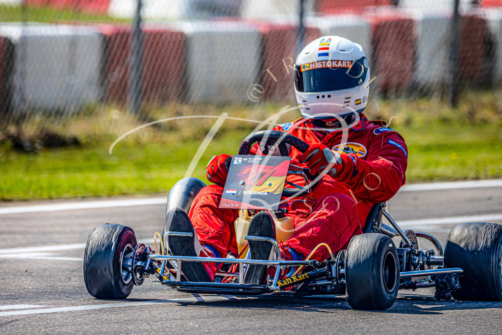 AADCFBBB-E8EF-4980-B3F2-37FA292BF7CB | traudl_s_fotos