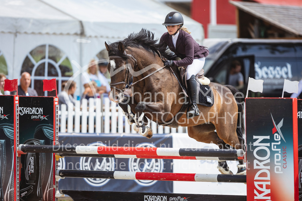 240711_BHO_L-Stil-1-487 | Deine schönsten Turniermomente als professionelle Fotos! Entdecke hochwertige Pferdesport-Fotografie im Online-Shop. Jetzt Fotos finden & bestellen!