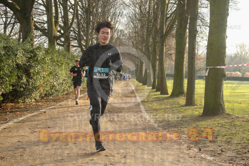 241231_1016_EV4_3649 | Sportfotografie im Rhein-Sieg Kreis, Köln, Bonn, NRW, Rheinland Pfalz, Hessen, etc. Unser Tätigkeitsfeld umfasst den Laufsport vom Volkslauf über den Marathon, Duathlon, Triathon bis zum Ultralauf wie Kölnpfad Ultra oder Schindertrail.