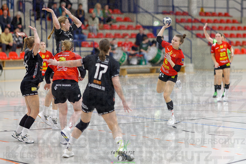 Frauen Regionalliga (HHV); HSG Wettenberg - HSG Twistetal | Frauen Regionalliga (HHV); HSG Wettenberg - HSG Twistetal am 08.11.2025 in Launsbach (Wettenberg) (Halle GS Launsbach (Wettenberg))Photo © 2025 - Jörg Heinrich - Realisiert mit Pictrs.com