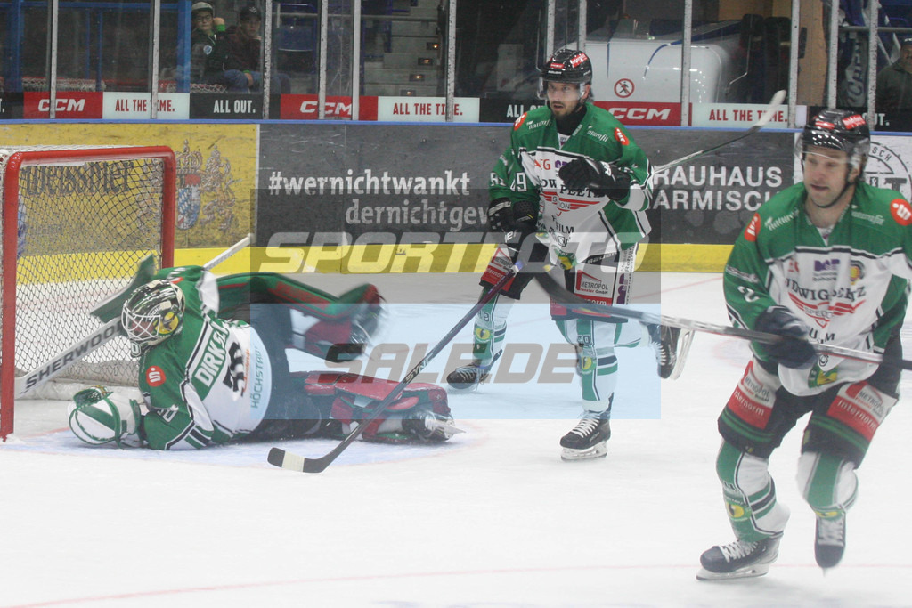 SC Riessersee - Höchstadt Alligators | Benjamin Dirksen - Eishockey Oberliga Süd SC Riessersee - Höchstadt Alligators - © Sportfoto-Sale (MK) - Realisiert mit Pictrs.com