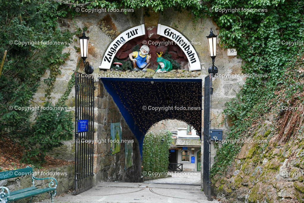 Pöstlingberg_ Grottenbahn_ 21.02.2023-2 | 21.02.2023, Poestlingberg, Grottenbahn, AUT, Grottenbahn, Poestlingberg im Bild Eingang