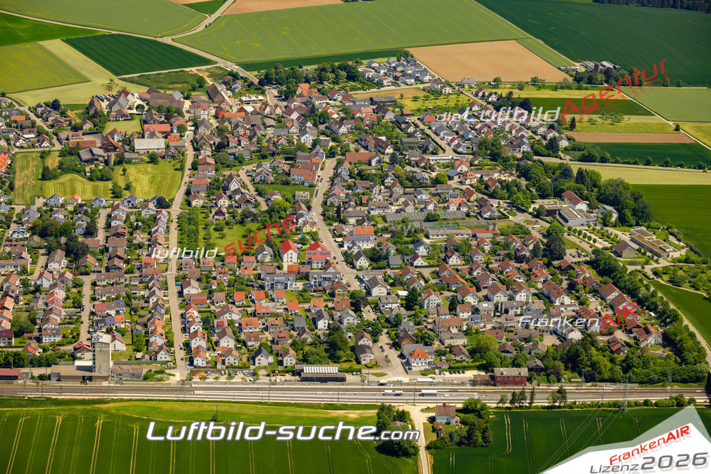 Das Luftbild zeigt  Beimerstetten - Die Luftaufnahme wurde 2023 vom UL-Flugzeug aus erstellt ( keine Drohne ) - Hochauflösende Luftaufnahme - Für grossformatige Ausdrucke geeignet. Die Geschenkidee !Mit Lizenz und Bildrechte bestellbar