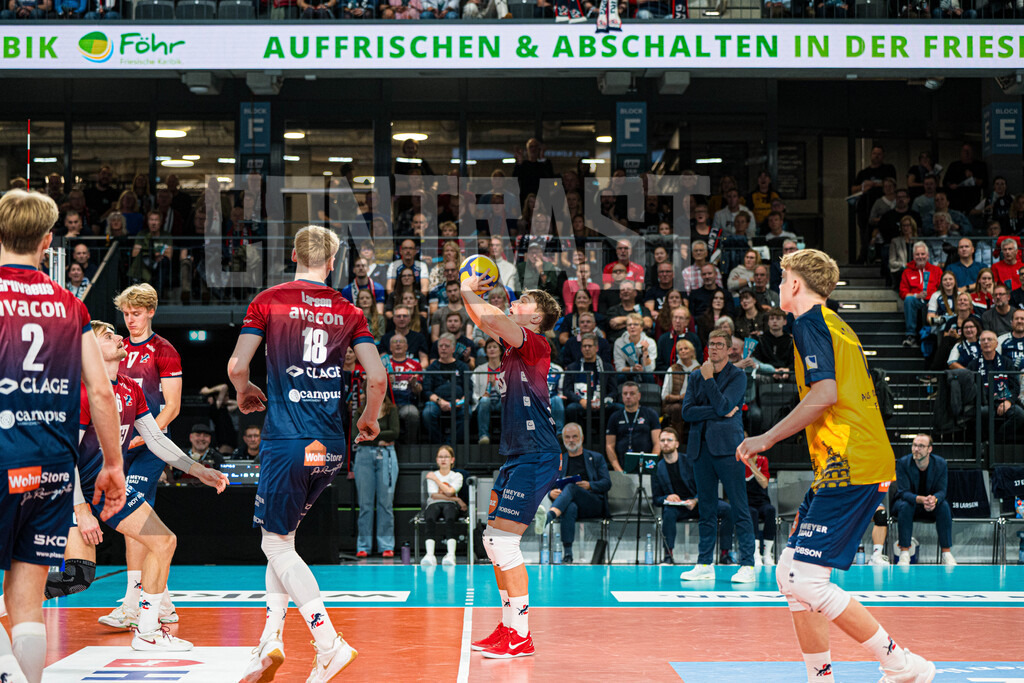 Volleyball I Herren I Saison 2025/2026 I Volleyball Bundesliga I 2. Spieltag I SVG Lüneburg - cerebricks Volley Goats Mitteldeutschland | CONTRAST ZERØ MEDIA - Realisiert mit Pictrs.com