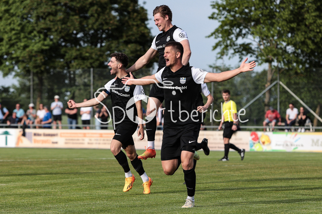 SG Münster/Holzheim - TSV Inchenhofen | Jubel nach 1-0 durch Münster #10