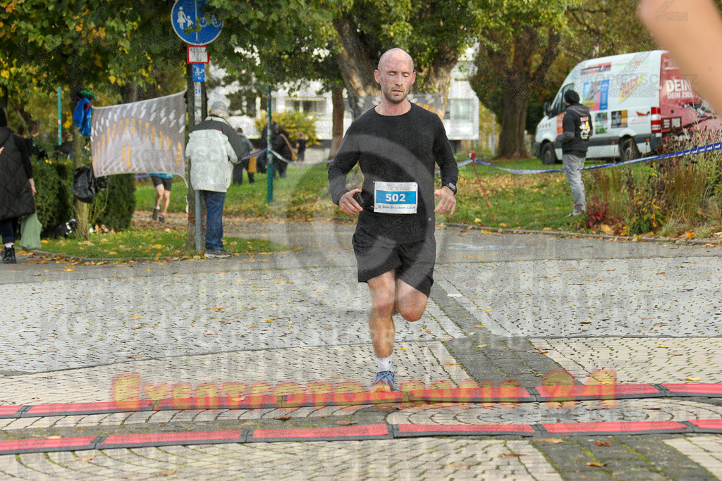 241020_1005_EX1_7662 | Sportfotografie im Rhein-Sieg Kreis, Köln, Bonn, NRW, Rheinland Pfalz, Hessen, etc. Unser Tätigkeitsfeld umfasst den Laufsport vom Volkslauf über den Marathon, Duathlon, Triathon bis zum Ultralauf wie Kölnpfad Ultra oder Schindertrail.