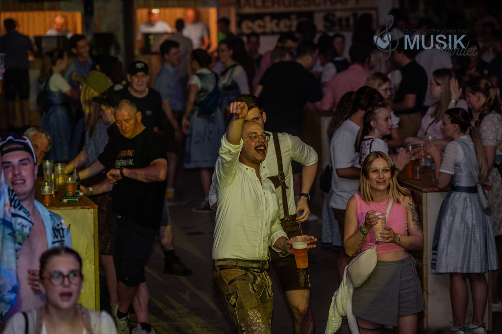 DSC_3533 | "Fussifoto.com – Ihr Ansprechpartner für hochwertige Fotografie! Entdecken Sie kreative Bilder und professionelle Dienstleistungen. Kontaktieren Sie uns für Ihre Projekte!"