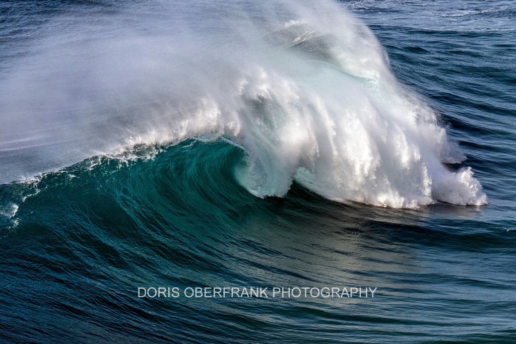 Flawless curve II | Nazaré: Flawless curve II - Realisiert mit Pictrs.com