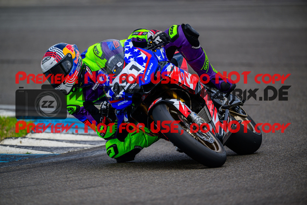 MaZZes_Fotomatrix_20250421_6007705_4751 | WEISS