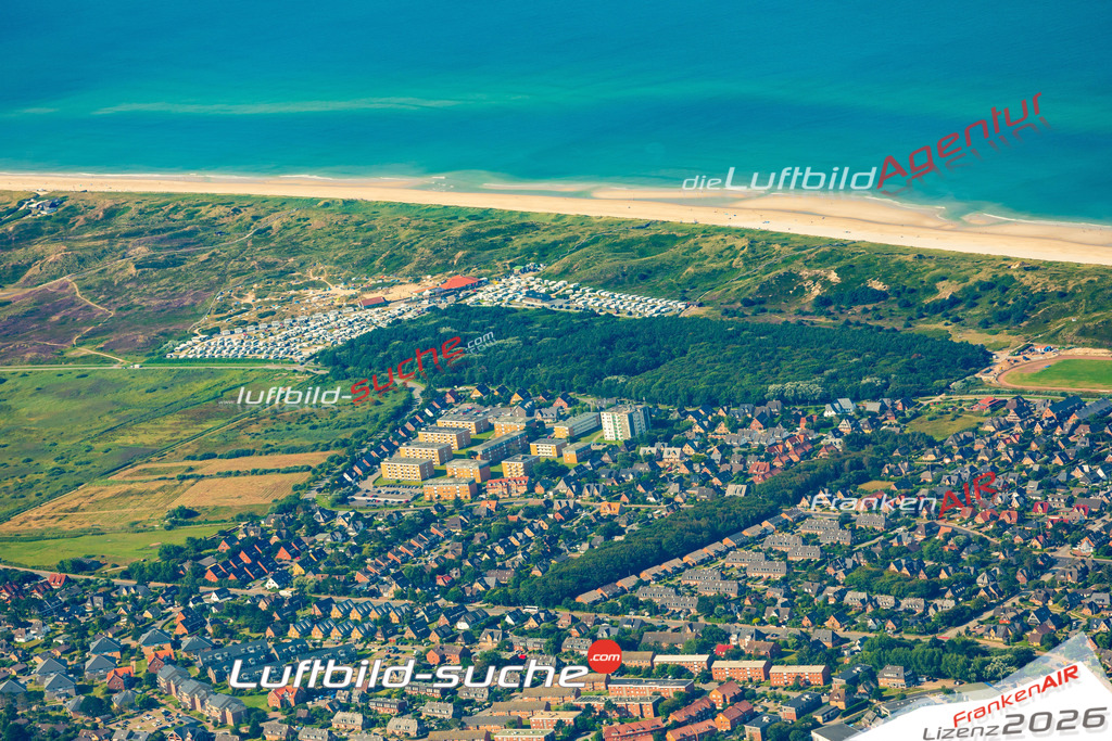 Westerland Sylt Bild- Das Luftbild wurde 2025 vom UL-Flugzeug heraus erstellt ( keine Drohne bzw. Drohnenaufnahme ) - Hochauflösende Luftaufnahme -Nicht vergleichbar mit Google Maps oder Satelittenbilder- Die Geschenkidee !Mit Lizenz und Bildrechte bestellbar - CC