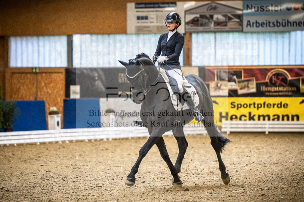 DOS_2411 | Entdecke hochwertige Reitturnierfotos von Foto Oger. Professionell, emotional und authentisch – jetzt Lieblingsmomente im Shop bestellen. - Realisiert mit Pictrs.com