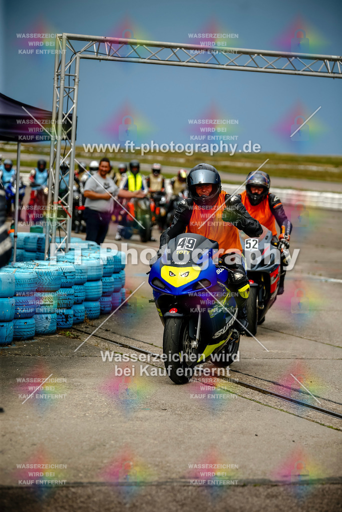 Chambley Juli-1271 | Hier findet Ihr Bilder von Touristenfahrten auf der Nürburgring Nordschleife oder von anderen Veranstaltungen die ich besucht habe. Viel Spass beim Durch Schauen 