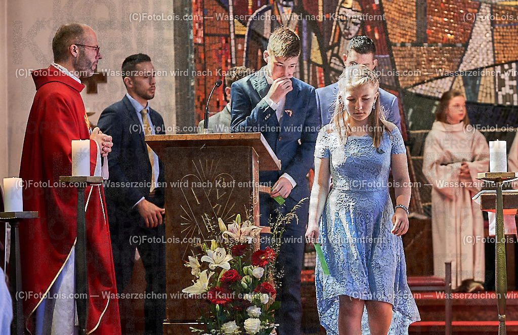 ALS2732_PfarrFirmung Wieselburg_Fuerbitten | (C)FotoLois.com, Alois Spandl, Firmung in der Pfarrkirche Wieselburg mit Generalvikar Dr. Christoph Weiss, Dechant Pfarrer Daniel Kostrzycki und Monignore Franz Dammerer, Sa 15. Juni 2024.