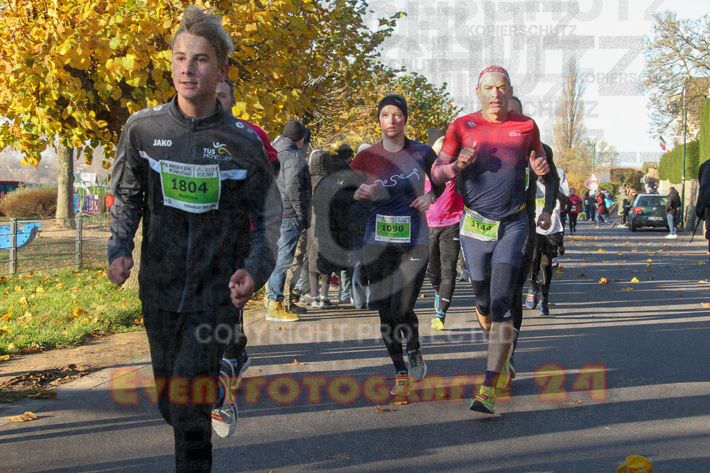 241201_1031_EV4_9218 | Sportfotografie im Rhein-Sieg Kreis, Köln, Bonn, NRW, Rheinland Pfalz, Hessen, etc. Unser Tätigkeitsfeld umfasst den Laufsport vom Volkslauf über den Marathon, Duathlon, Triathon bis zum Ultralauf wie Kölnpfad Ultra oder Schindertrail.