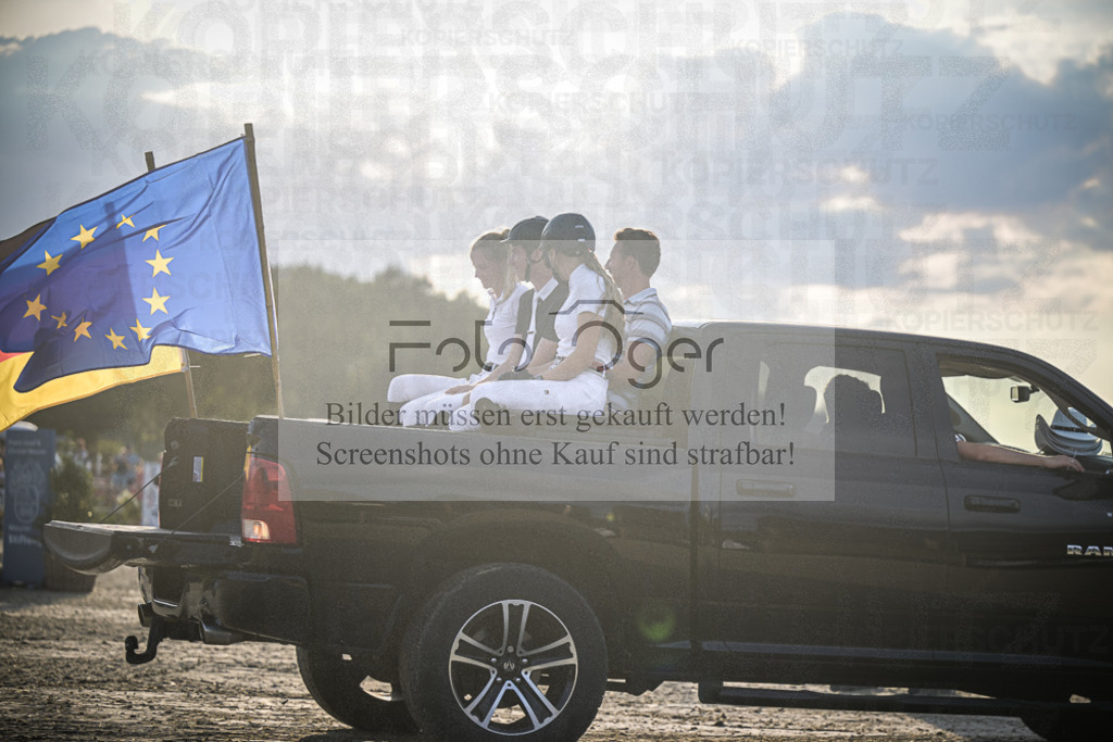 DOS_0165 | Entdecke hochwertige Reitturnierfotos von Foto Oger. Professionell, emotional und authentisch – jetzt Lieblingsmomente im Shop bestellen.Deutschlandweite Turnierfotografie. - Realisiert mit Pictrs.com