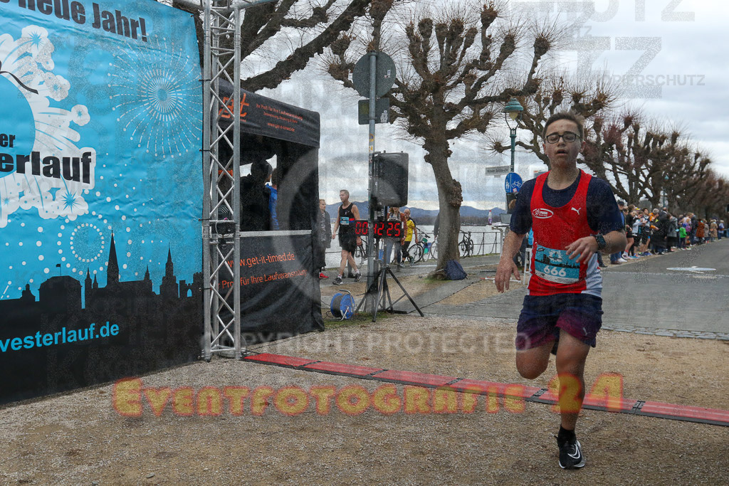 221231_1152_EV9_4956 | Sportfotografie im Rhein-Sieg Kreis, Köln, Bonn, NRW, Rheinland Pfalz, Hessen, etc. Unser Tätigkeitsfeld umfasst den Laufsport vom Volkslauf über den Marathon, Duathlon, Triathon bis zum Ultralauf wie Kölnpfad Ultra oder Schindertrail.