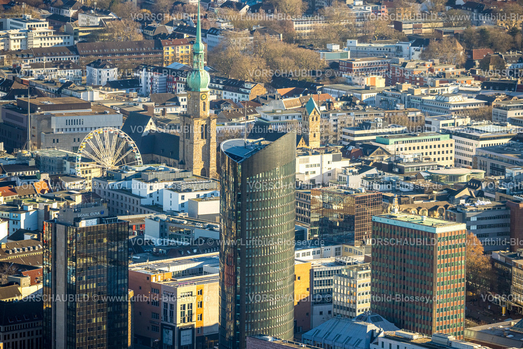 Dortmund251203367 | Luftbild, Innenstadt Skyline mit RWE Tower und Stadtkirche St. Reinoldi, Riesenrad vom Weihnachtsmarkt, City, Dortmund, Ruhrgebiet, Nordrhein-Westfalen, Deutschland