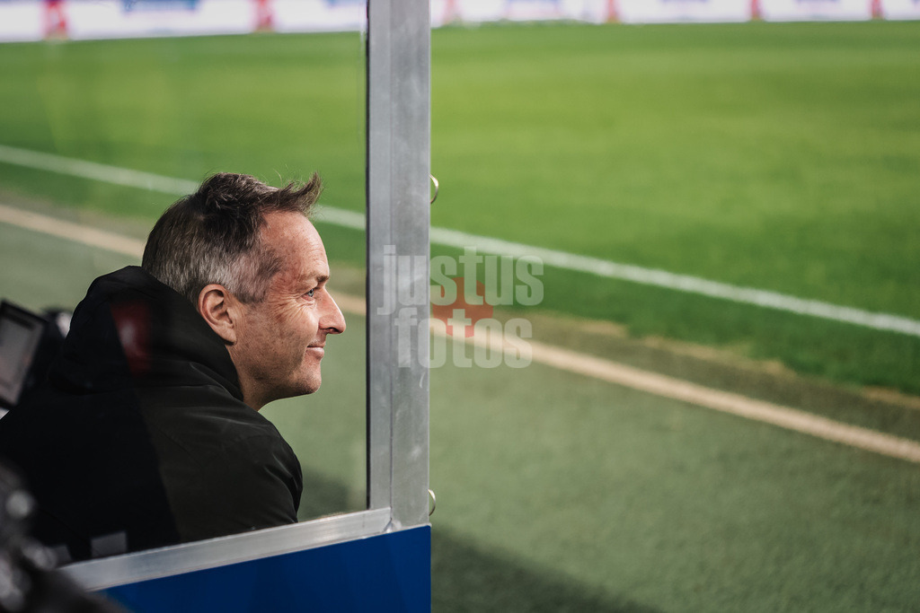 Fußball | Männer | Saison 2025/2026 | 1. Fußball-Bundesliga | 17. Spieltag | Hamburger SV vs. Bayer 04 Leverkusen | 04.03.2026 | Trainer Kasper Hjulmand (Bayer 04 Leverkusen)