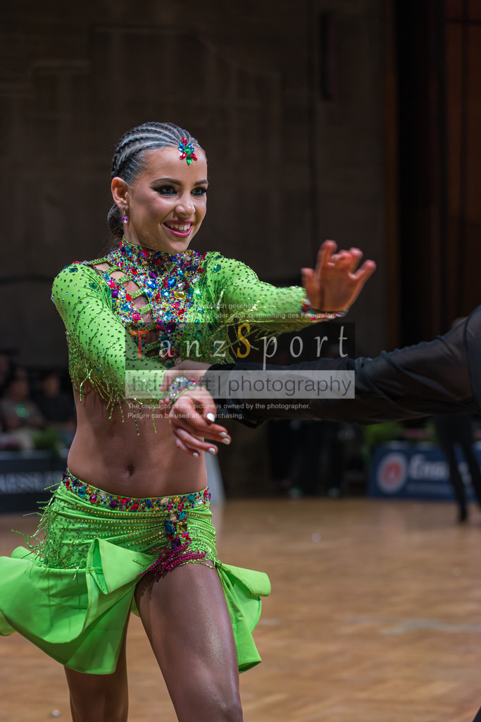 20250820_WDSF Open Lat Youth_2842 | Tanzsportbilder, Standardtanz, Lateintanz, WDSF, DTV, LTVB, dancecomp, goc, hessen tanzt, blaues band der spree, walzer, tango, wiener walzer, slowfox, quickstepp, samba, rumba, cha-cha-cha, paso doble. jive, hd-kroft photography, turniertanzsport