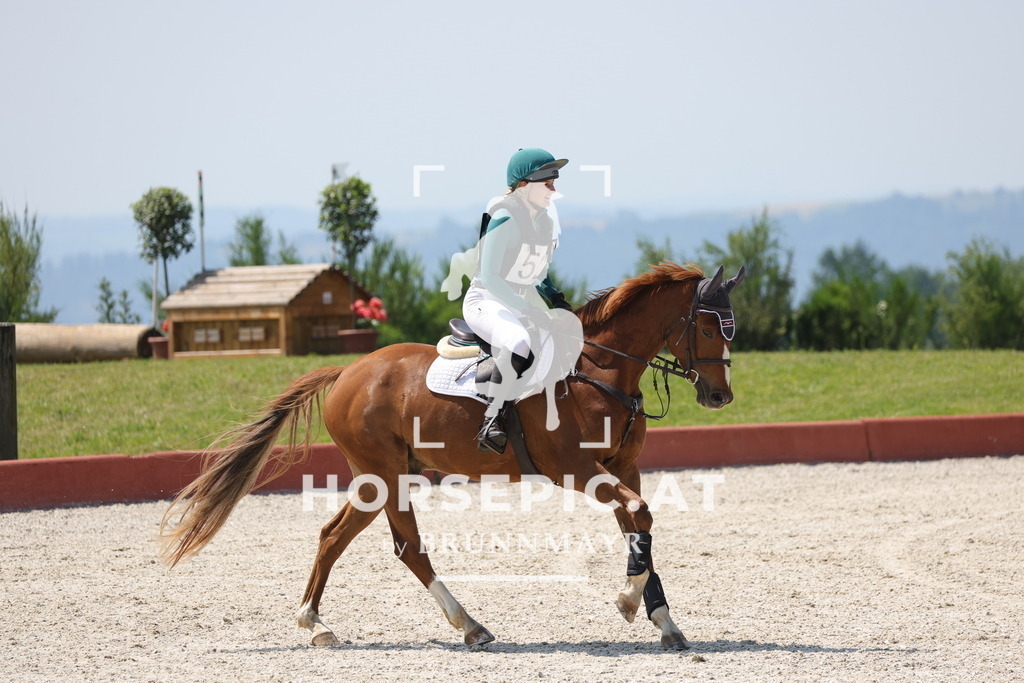 0P6A8134 | Willkommen bei Brunnmayr - Design & Fotografie – Ihrem Spezialisten für Reitturniere und Pferdeveranstaltungen in Oberösterreich, Salzburg und Bayern! Seit über 17 Jahren sind wir leidenschaftlich dabei.
