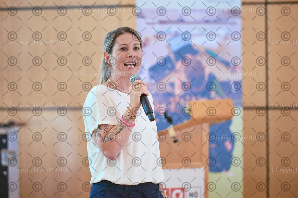 230_202509_EmployerBranding_NZ6_0009 | proPHOTO - Realisiert mit Pictrs.com