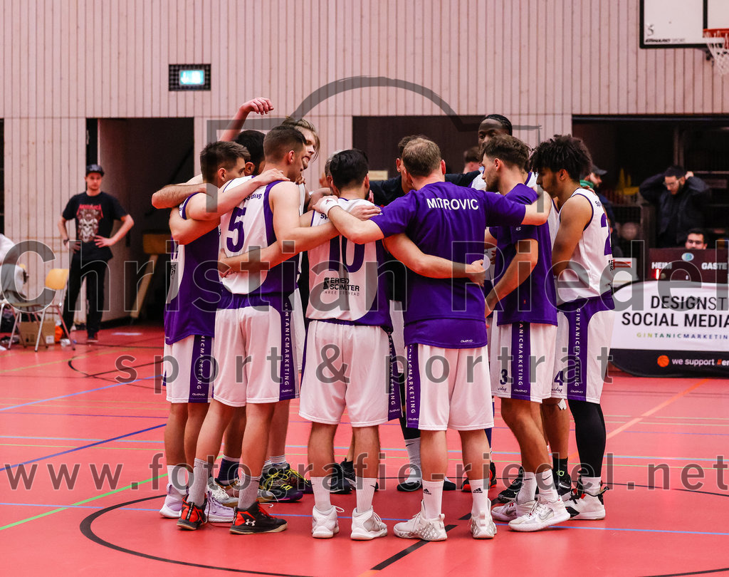 2022-05-29_113_SpVgg_Altenerding_gegen_Muenchen_Basket_2 | Erding, Deutschland, 29.05.2022:
Basketball, Bezirksliga 2021 / 2022, Herren Turnier der 2. der Aufstiegsrunden, SpVgg Altenerding gegen München Basket 2, Endergebnis: 

Foto: Christian Riedel / fotografie-riedel.net