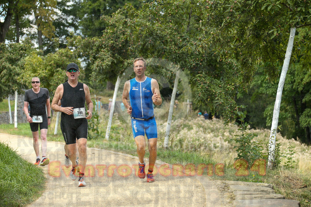 250824_1416_EX1_5628 | Sportfotografie im Rhein-Sieg Kreis, Köln, Bonn, NRW, Rheinland Pfalz, Hessen, etc. Unser Tätigkeitsfeld umfasst den Laufsport vom Volkslauf über den Marathon, Duathlon, Triathon bis zum Ultralauf wie Kölnpfad Ultra oder Schindertrail.