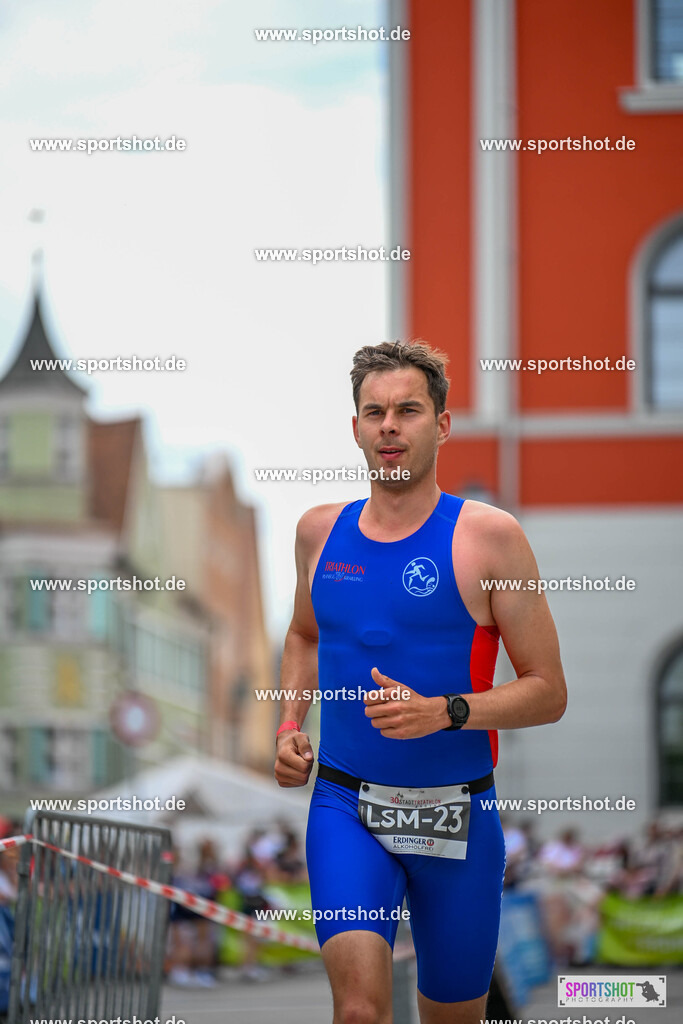 SZI_6094 | Stadttriathlon Erding 2025. #yourpictrs #sportshot_your_pictrs @Sportshotphotography #stadttriathlonerding Copyright: www.sportshot.de