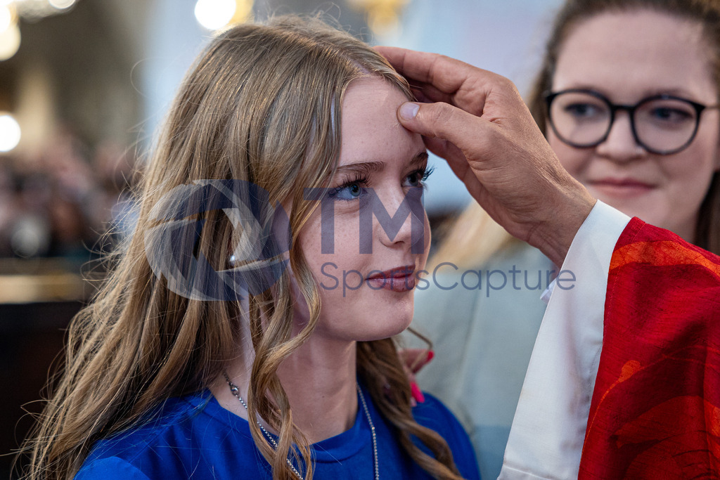 _06_5216 | Firmung Dom Klagenfurt 8.6.24