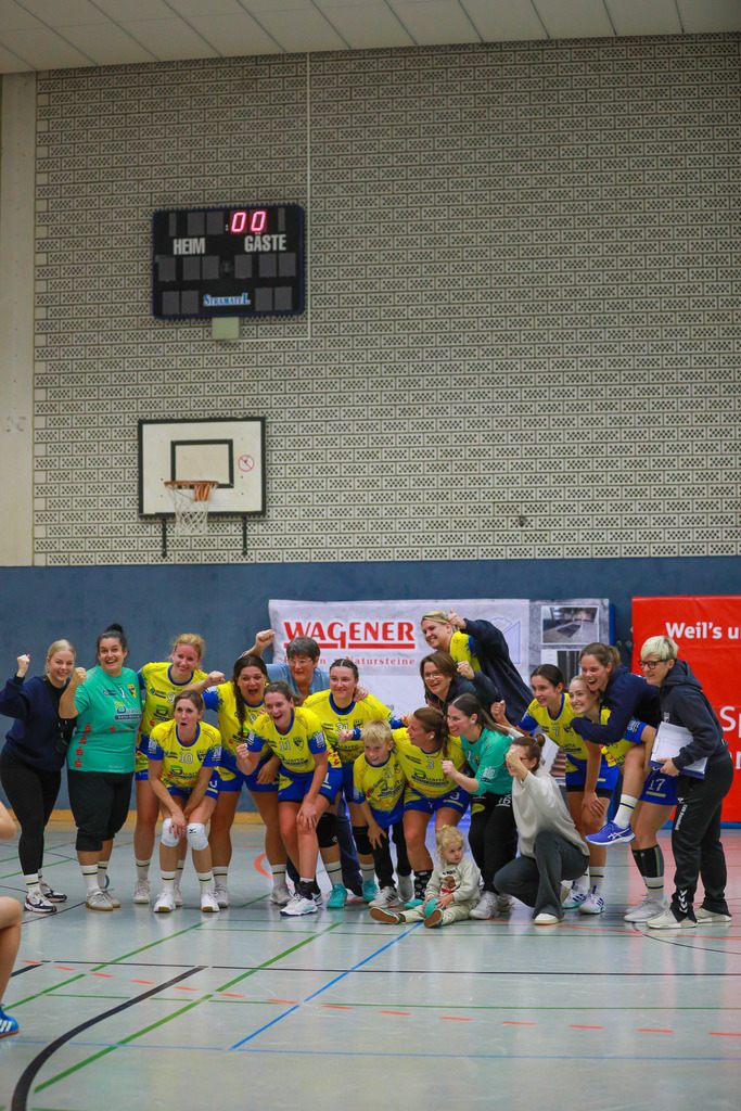 SVN_SvSchermbeck_051024_222 | Bildergalerie von Sport-Ereignissen aber auch von weiteren spannenden Dingen - nicht nur vom Niederrhein. In Anlehnung an den bekannten Spruch von Hanns Dieter Hüsch heißt das Motto: "Niederrhein ist überall".  - Realisiert mit Pictrs.com