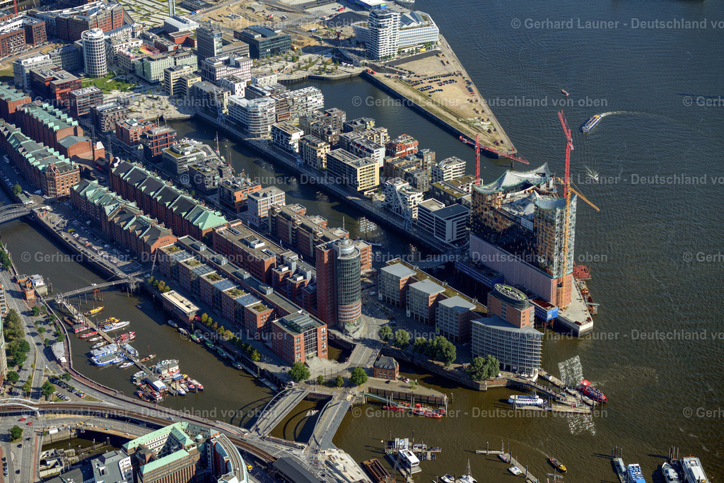 3293047 | Hafen City mit Speicherstadt und Elbphilharmonie, Freie und Hansestadt Hamburg