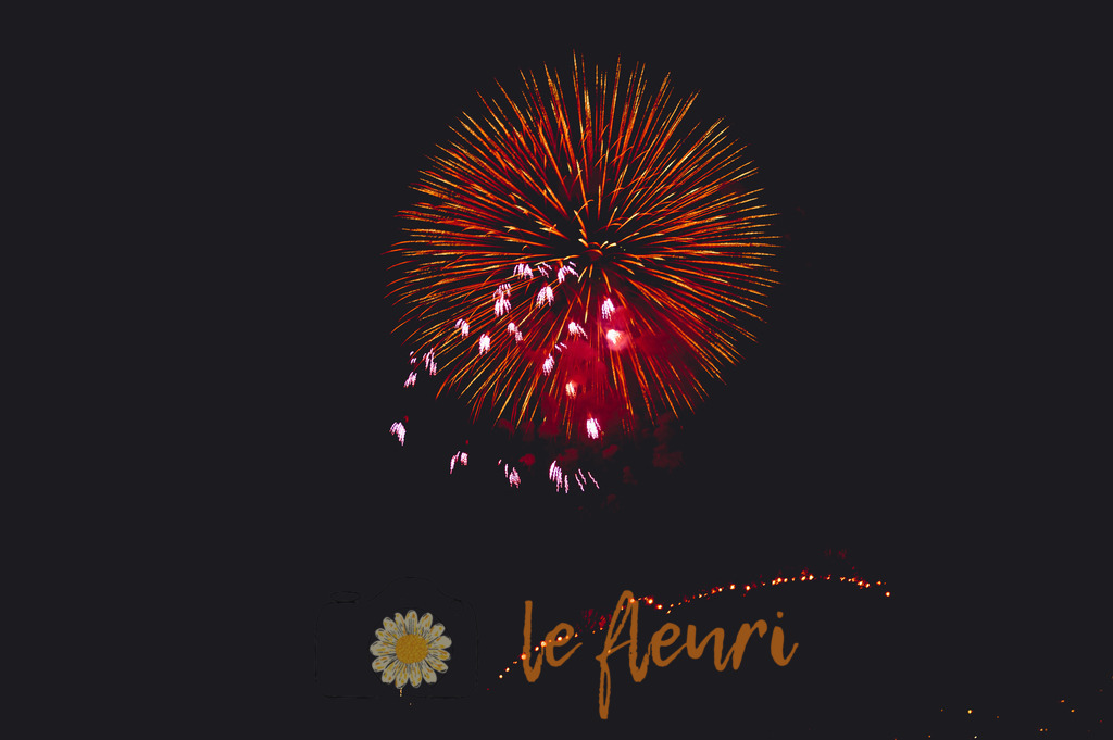 Ravellen-Club | Dies ist der Shop von Florian Blum - le fleuri. Langenthal, Bern, Schweiz. Sie können hier meine oder ihre eigenen Fotos als Fotoprodukte kaufen. Tassen, Schlüsselanhänger, Taschen etc. können Sie hier gestalten.  - Realisiert mit Pictrs.com