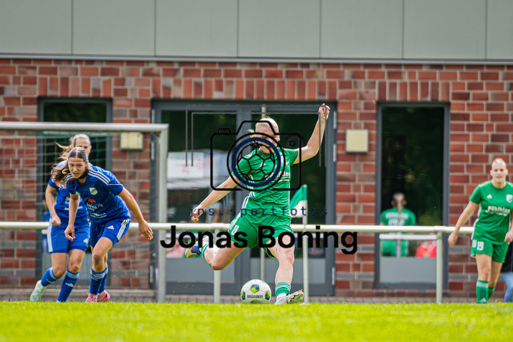 Fußball I Frauen I Saison 2026-2027 I Oberliga Niedersachsen I 1. Spieltag I TuS Lutten - BW Hollage I 53734 | jns.sportfotos - Realisiert mit Pictrs.com