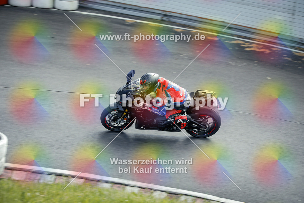 OBK_Mai_Justin_Uwe-10693 | Hier findet Ihr Bilder von Touristenfahrten auf der Nürburgring Nordschleife oder von anderen Veranstaltungen die ich besucht habe. Viel Spass beim Durch Schauen 