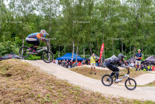 BayBMX2026-05120 | Fotogalerie von Thomas Dettweiler mit Eventbildern und lizenzfreien Fotos. Perfekt als Wandbild, für Büro, Website oder private Nutzung. - Realisiert mit Pictrs.com