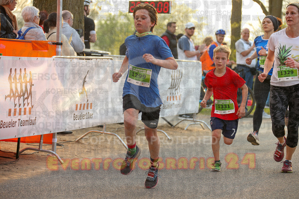 250328_1800_EX1_6333 | Sportfotografie im Rhein-Sieg Kreis, Köln, Bonn, NRW, Rheinland Pfalz, Hessen, etc. Unser Tätigkeitsfeld umfasst den Laufsport vom Volkslauf über den Marathon, Duathlon, Triathon bis zum Ultralauf wie Kölnpfad Ultra oder Schindertrail.